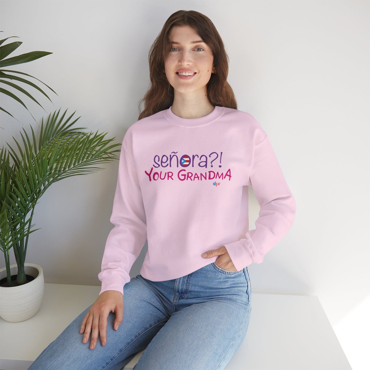 Señora Your Grandma Heavy Blend™ Crewneck Sweatshirt