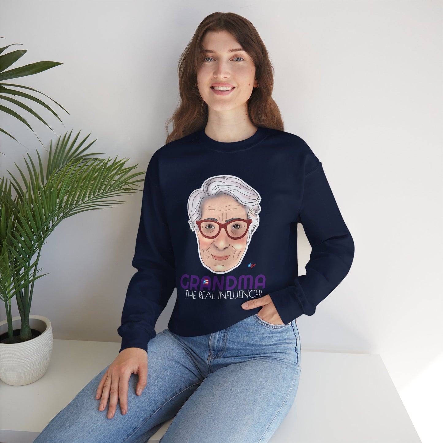 Grandma The real Influencer Heavy Blend™ Crewneck Sweatshirt